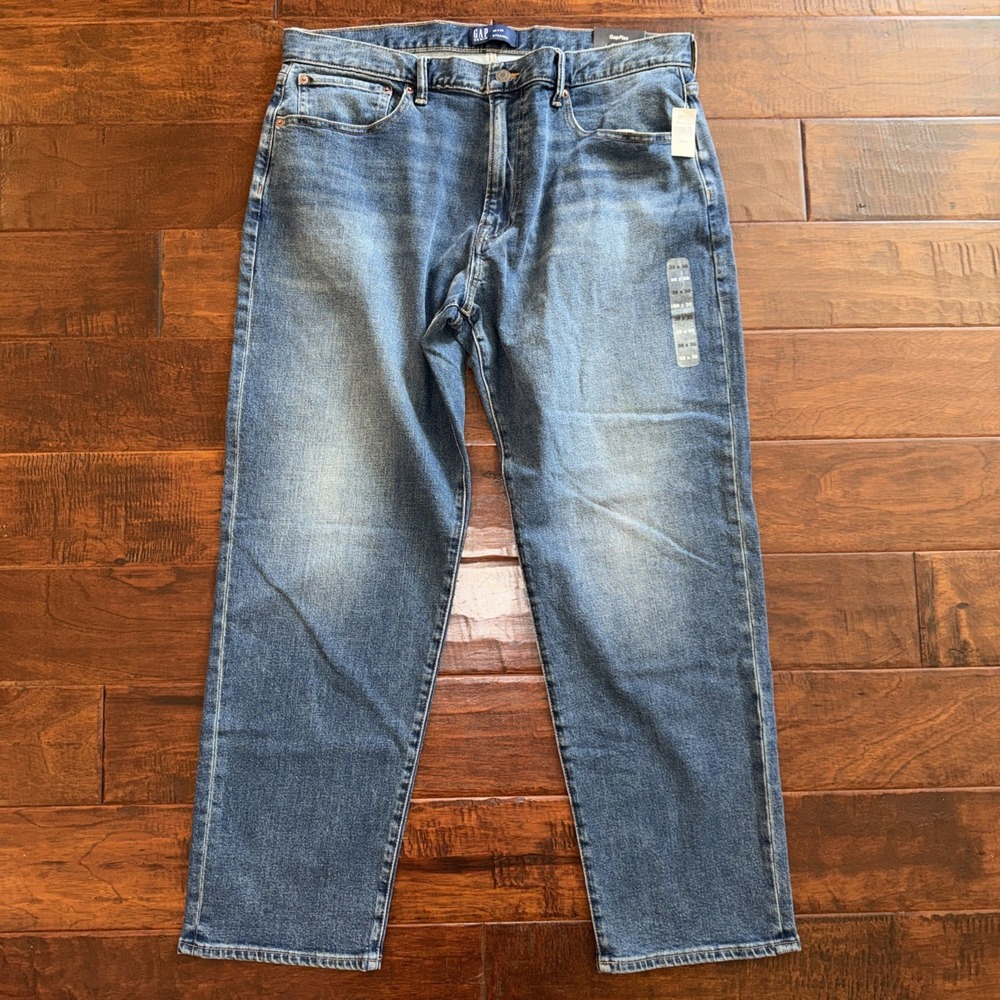 GAP Denim GapFlex Straight Leg Size 38x30 Mid Rise Medium Wash NWT